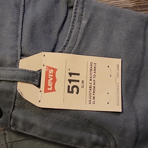 Levis 511 Jeans - Picture 5 of 10